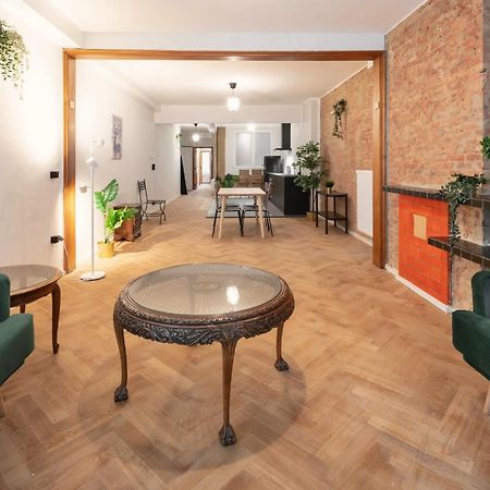 Charming And Spacious Apartments In The Heart Of แอนต์เวิร์ป ภายนอก รูปภาพ