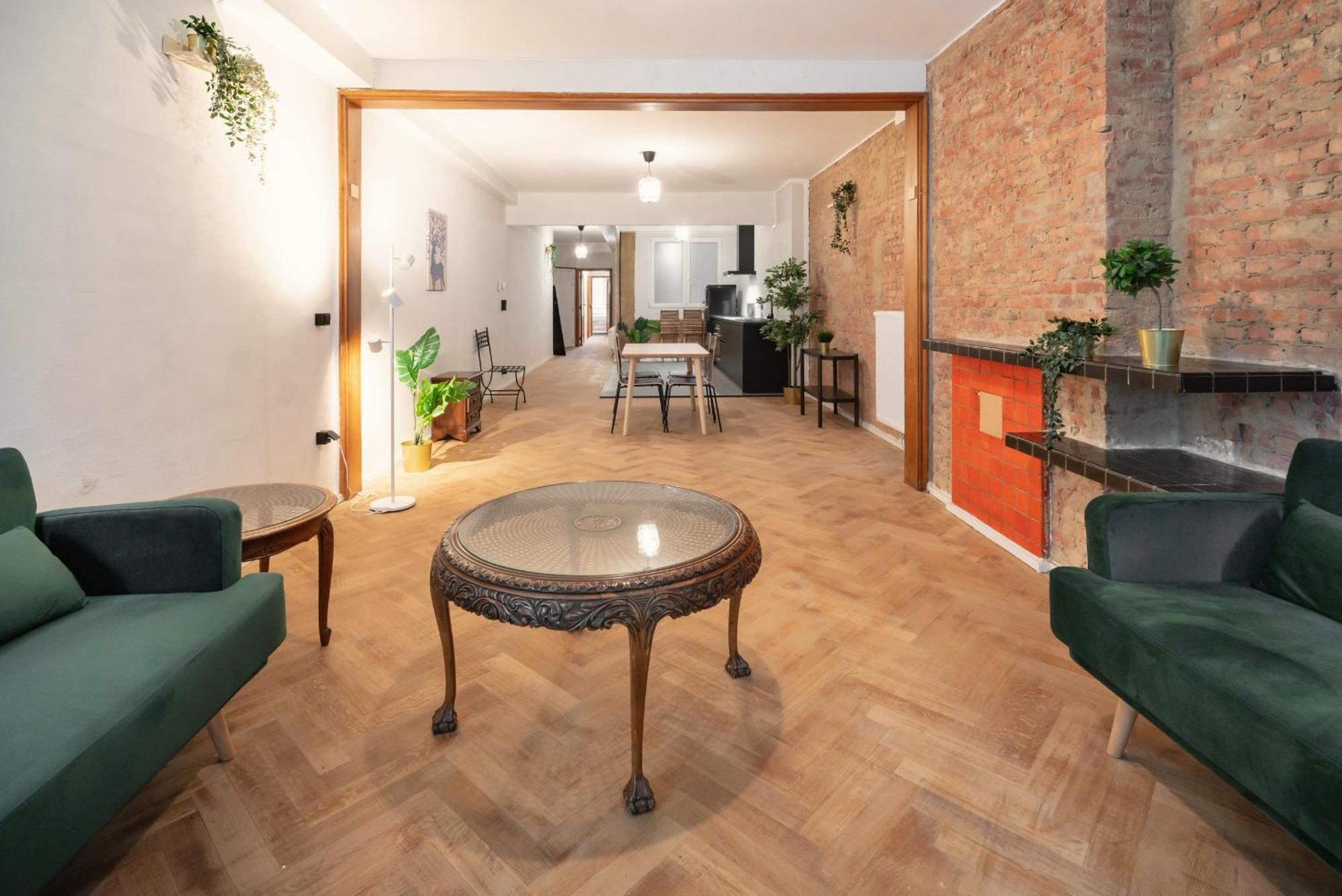 Charming And Spacious Apartments In The Heart Of แอนต์เวิร์ป ภายนอก รูปภาพ