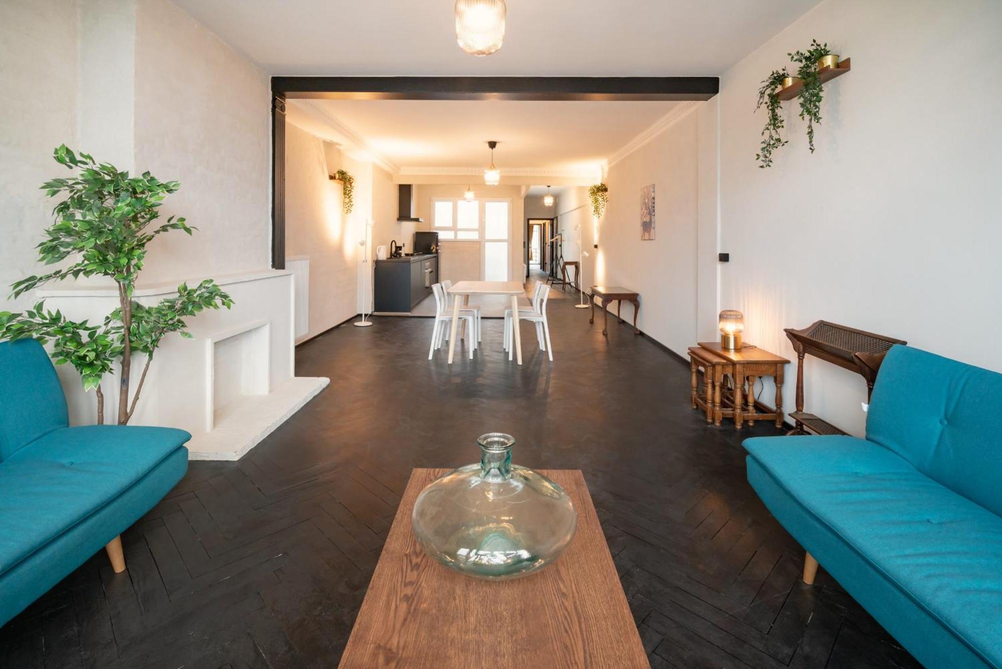 Charming And Spacious Apartments In The Heart Of แอนต์เวิร์ป ภายนอก รูปภาพ