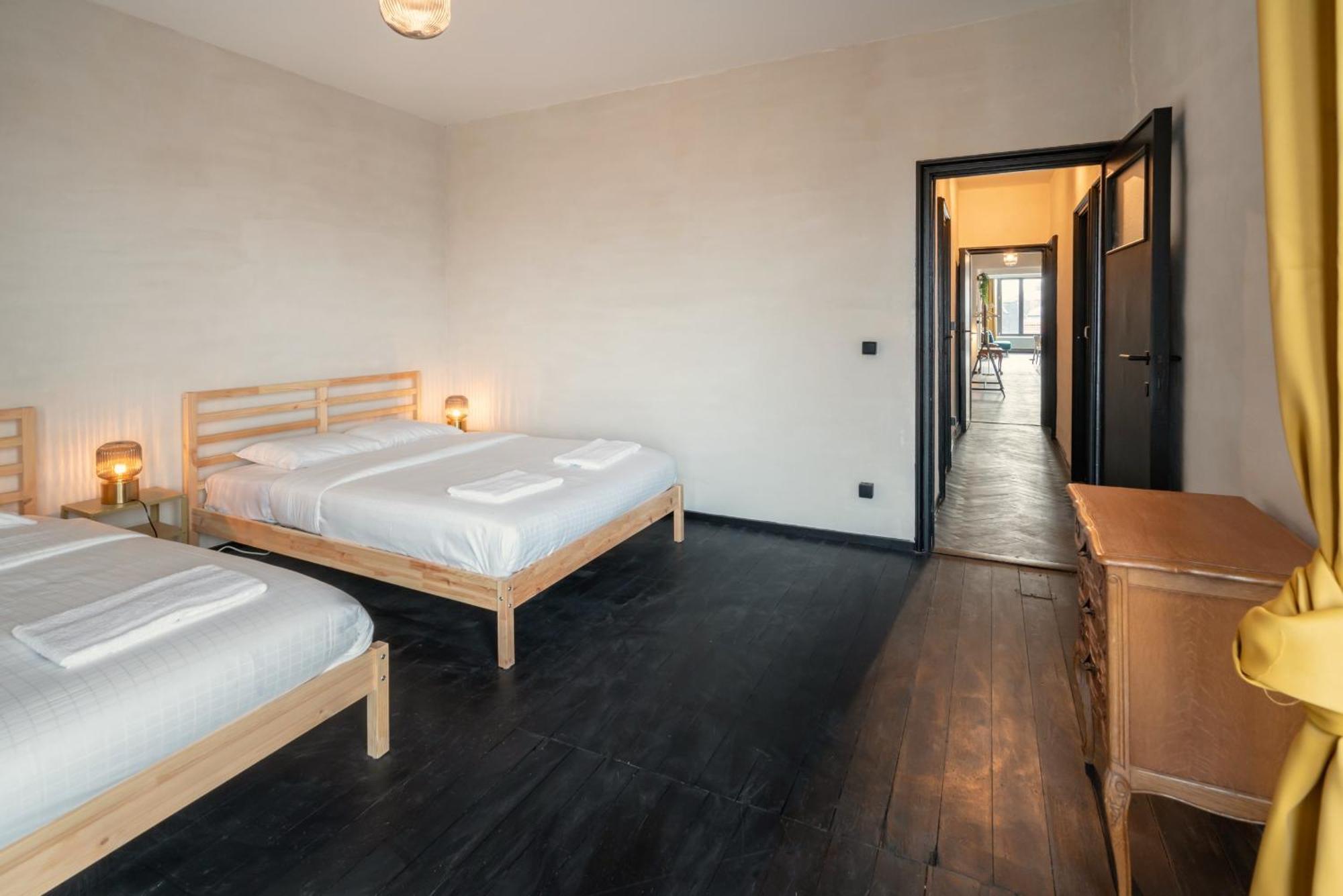 Charming And Spacious Apartments In The Heart Of แอนต์เวิร์ป ภายนอก รูปภาพ